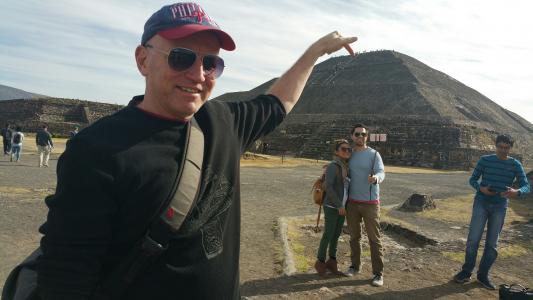 https://seedandspark-static.s3.us-east-2.amazonaws.com/images/User/000/235/498/medium/20170219_093347_resized.jpg image
