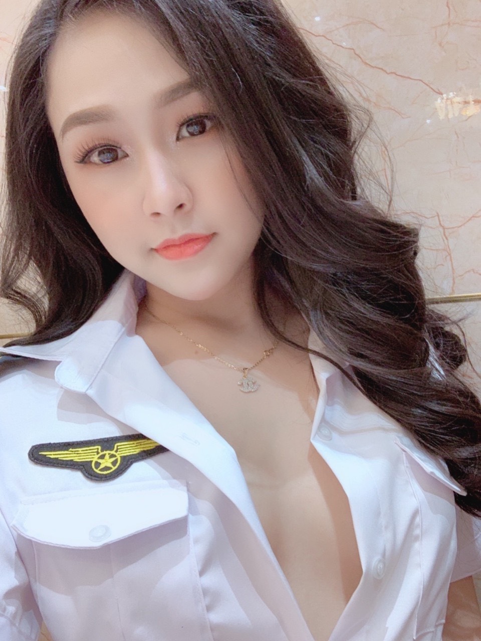 https://seedandspark-static.s3.us-east-2.amazonaws.com/images/User/001/378/466/medium/hinh-gai-xinh-mat-dep-23.jpg image