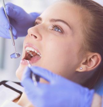 https://seedandspark-static.s3.us-east-2.amazonaws.com/images/User/001/463/069/medium/Dental%20Veneers%20In%20Dubai.jpg image