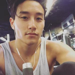 https://seedandspark-static.s3.us-east-2.amazonaws.com/images/User/001/739/582/medium/vu-ngoc-yuuri.jpg image