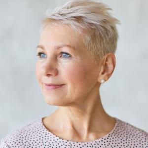 https://seedandspark-static.s3.us-east-2.amazonaws.com/images/User/001/859/512/medium/Frieda%20german%20de.jpg image