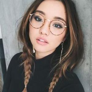 https://seedandspark-static.s3.us-east-2.amazonaws.com/images/User/001/895/835/medium/f6f36b0a729e2351a9b8f190988ef1e5--teen-hair-hair-jewellery.jpg image