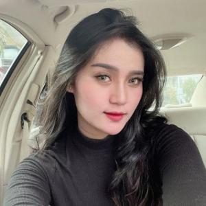 https://seedandspark-static.s3.us-east-2.amazonaws.com/images/User/001/964/273/medium/5-kota-penghasil-wanita-cantik-di-jawa-timur-nomor-3-tempat-bung-karno-dimakamkan-scWrnlrMSl.jpeg image