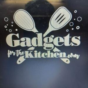 https://seedandspark-static.s3.us-east-2.amazonaws.com/images/User/001/970/792/medium/KITCHEN.jpg image